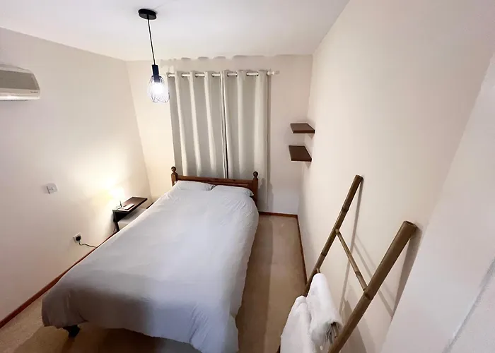 212 Apartment, A 2-bedroom Escape