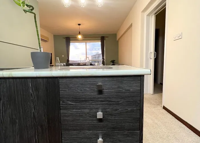 212 Apartment, A 2-bedroom Escape