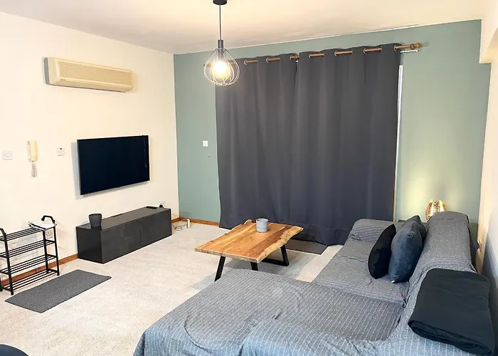 Διαμέρισμα 212 Apartment, A 2-bedroom Escape Πάφος