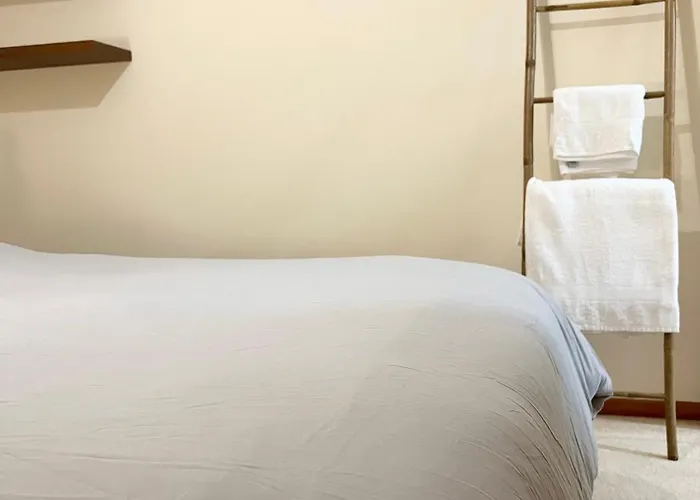 212 Apartment, A 2-bedroom Escape アパート *