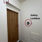 شقة 212 Apartment, A 2-bedroom Escape بافوس