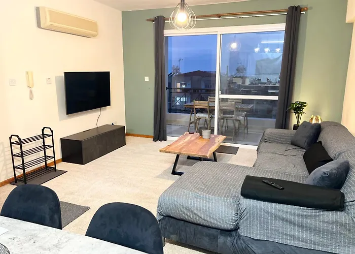 212 Apartment, A 2-bedroom Escape Apartmán *